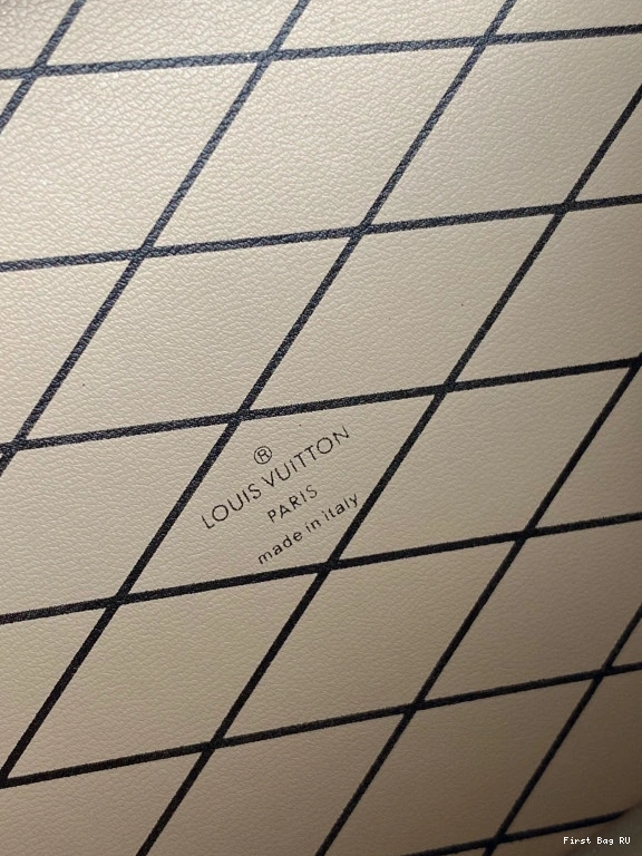 Firstbags ru VUITTON PETITE MALLE LOUIS 0725